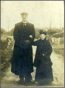 Frederick Kempster and his mother Jane.